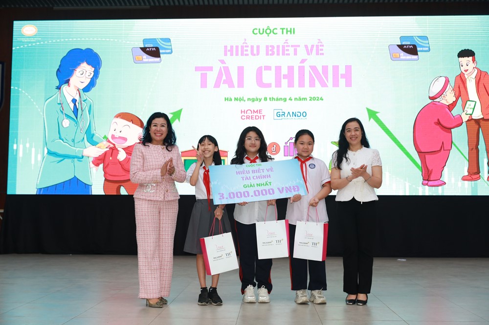 Trường THCS Chu Văn An, Hà Nội tổ chức cho hơn 1300 học sinh tiếp cận kiến thức về tài chính - ảnh 4