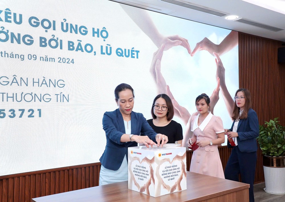 Vietbank tung “bão” quà tặng trong “mùa gắn kết” - ảnh 3