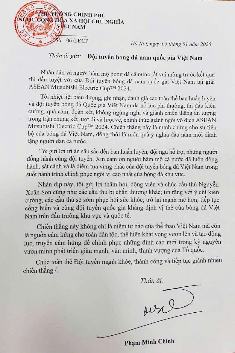 Thủ tướng Chính phủ có thư chúc mừng đội tuyển Việt Nam và thăm hỏi cầu thủ Nguyễn Xuân Son - ảnh 1