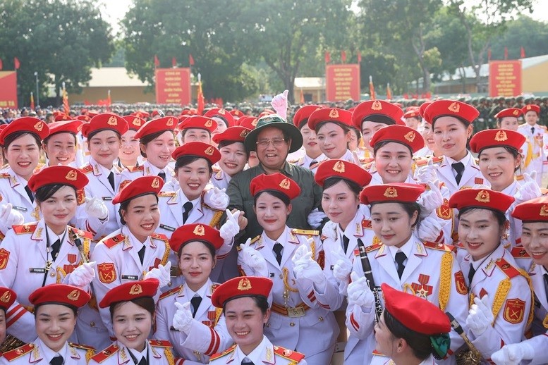 TP. Hồ Chí Minh diễu binh mừng 50 năm thống nhất đất nước: Chi tiết thời gian, địa điểm, kênh theo dõi - ảnh 1