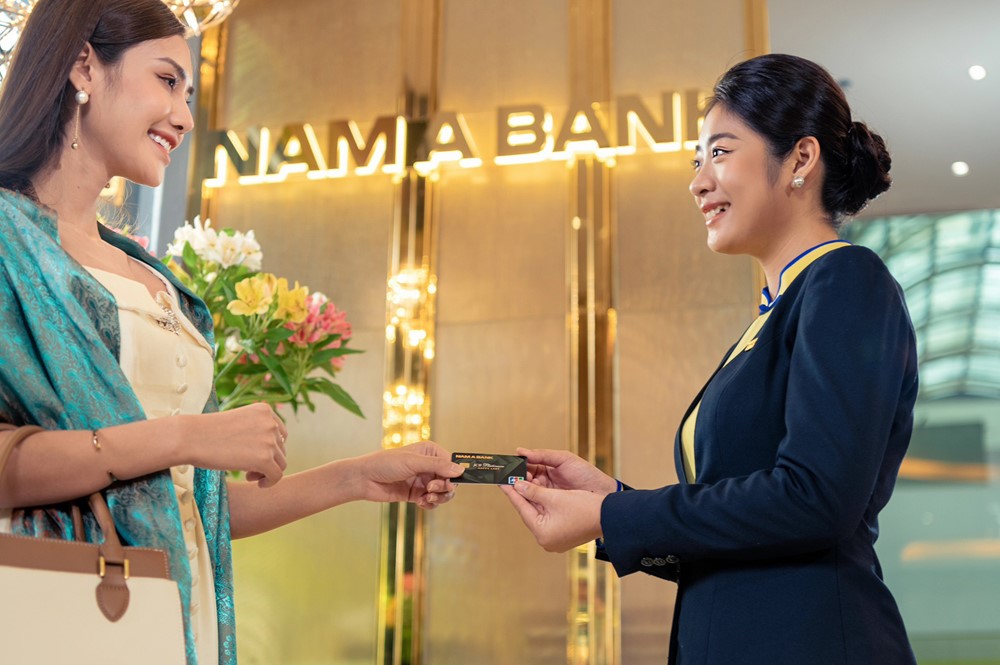 Dấu ấn tự hào thắp sáng ưu đãi ngân hàng mùa Thống nhất - ảnh 1