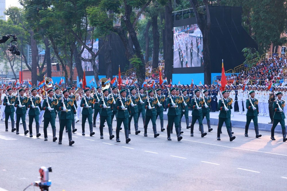 [Ảnh] Màn biểu diễn văn nghệ tại Lễ kỷ niệm 50 năm Giải phóng miền nam ảnh 5