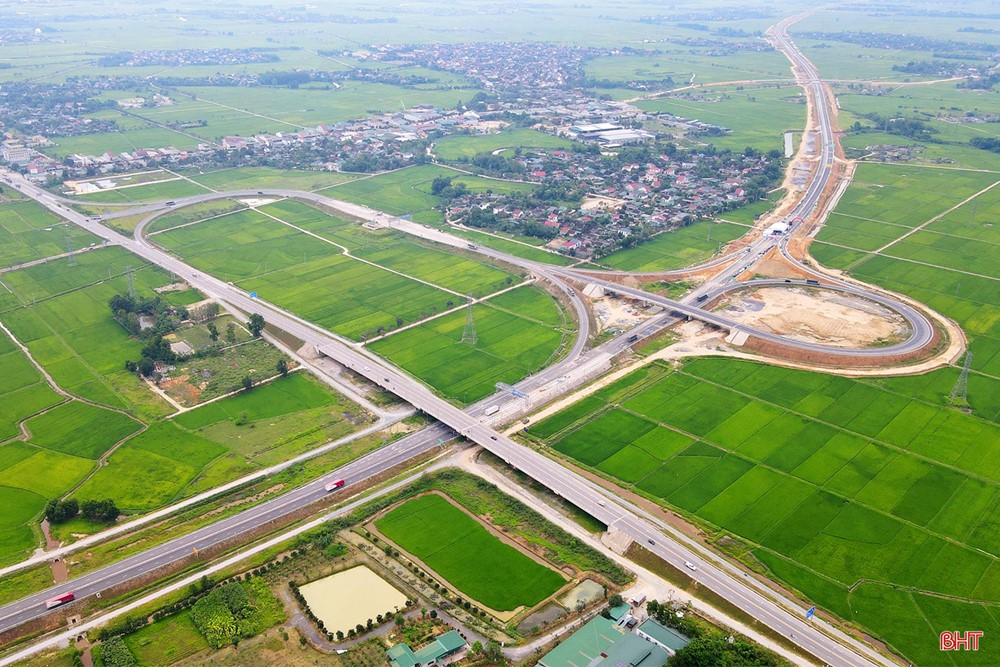 Cao tốc Bắc – Nam qua Hà Tĩnh: Cung đường mới cảnh quan tuyệt đẹp cho những tín đồ xê dịch - ảnh 9