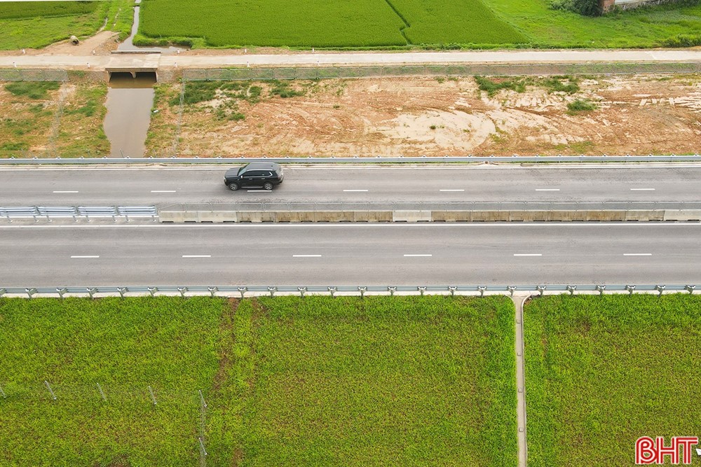 Cao tốc Bắc – Nam qua Hà Tĩnh: Cung đường mới cảnh quan tuyệt đẹp cho những tín đồ xê dịch - ảnh 6