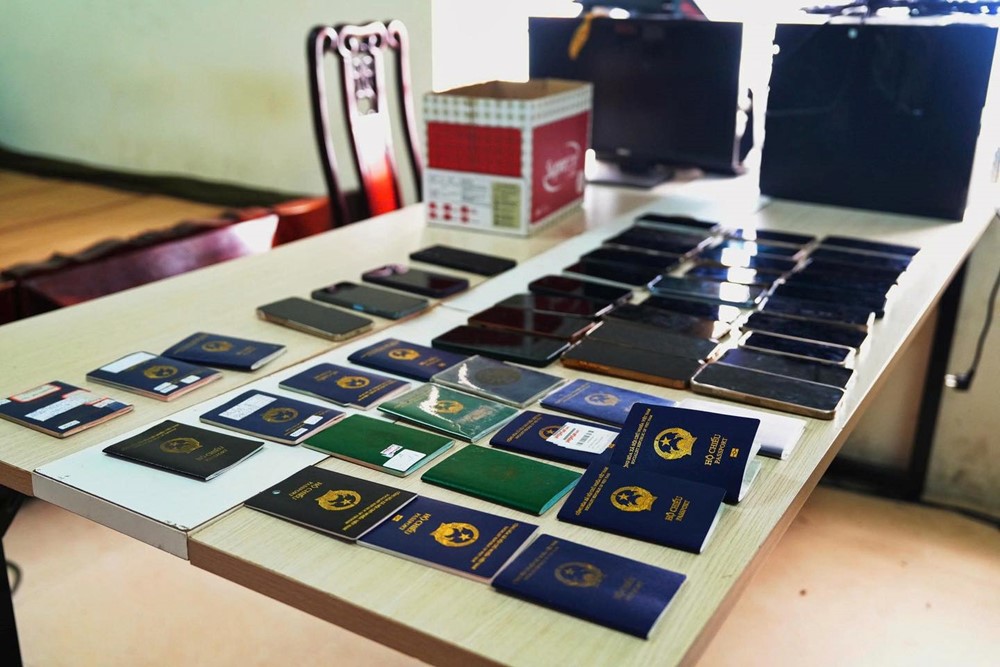 Đường dây lừa đảo 2.000 tỷ xuyên quốc gia bị sa lưới, có nạn nhân mất 41 tỷ đồng sau 2 ngày - ảnh 3