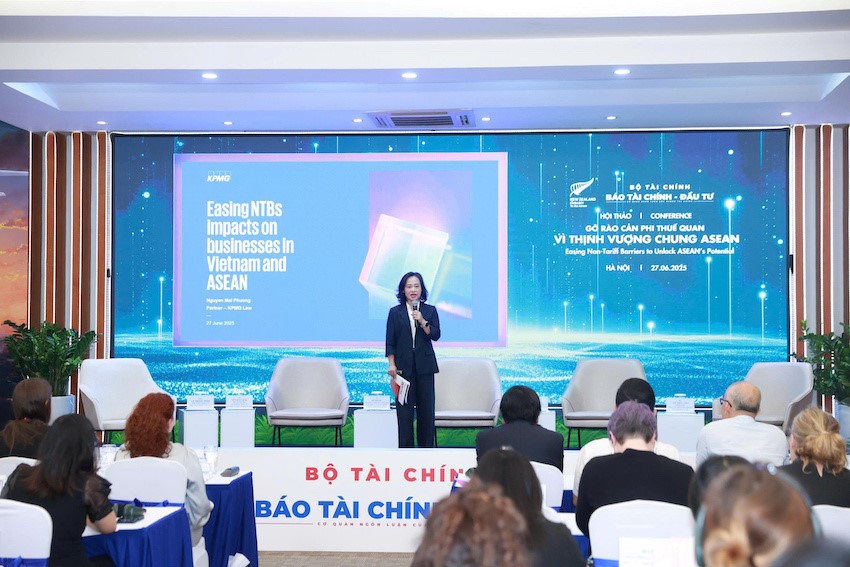 Doanh nghiệp ASEAN “mắc cạn” vì rào cản phi thuế quan - ảnh 3