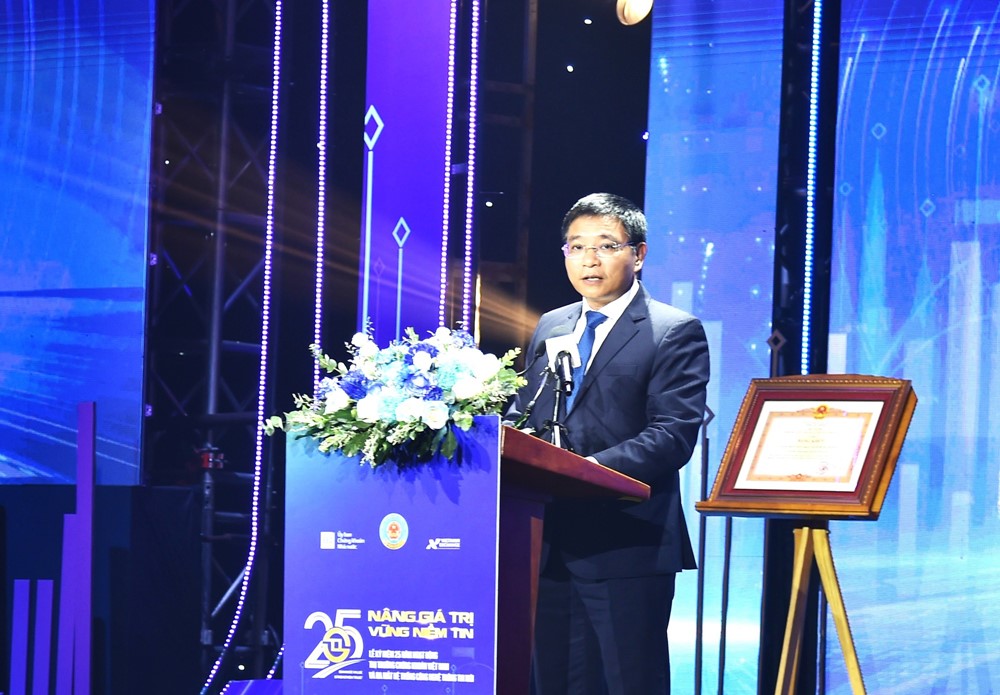 Một phần tư thế kỷ bản lĩnh và bền bỉ của chứng khoán Việt Nam - ảnh 2