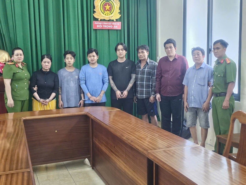 Ép con nợ thế chấp clip nhạy cảm mới được vay "tín dụng đen" - ảnh 1