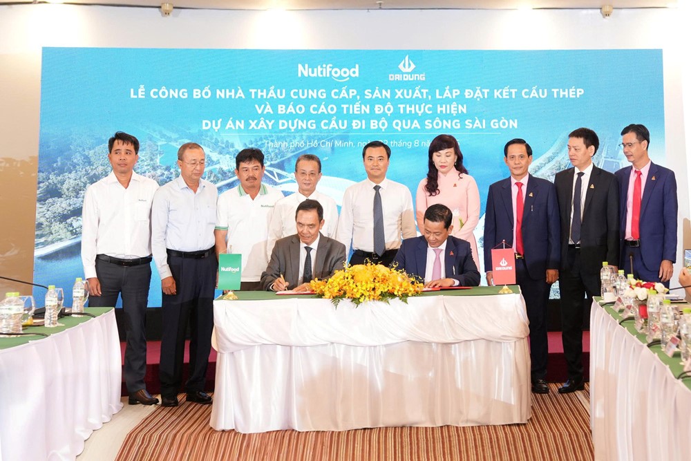 Nutifood công bố nhà thầu cung cấp, sản xuất và lắp đặt kết cấu thép cho dự án cầu đi bộ qua sông Sài Gòn - ảnh 1