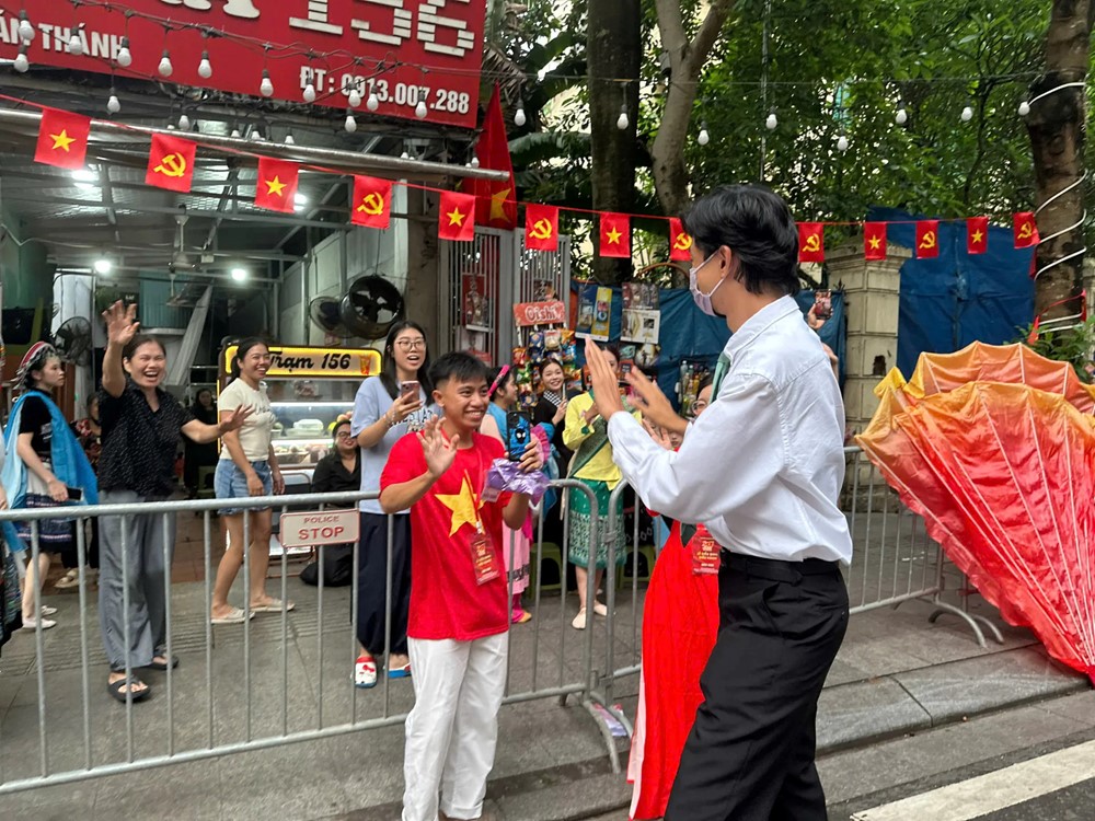 Trực tiếp: Sơ duyệt cấp Nhà nước diễu binh, diễu hành kỷ niệm 80 năm Quốc khánh - ảnh 9