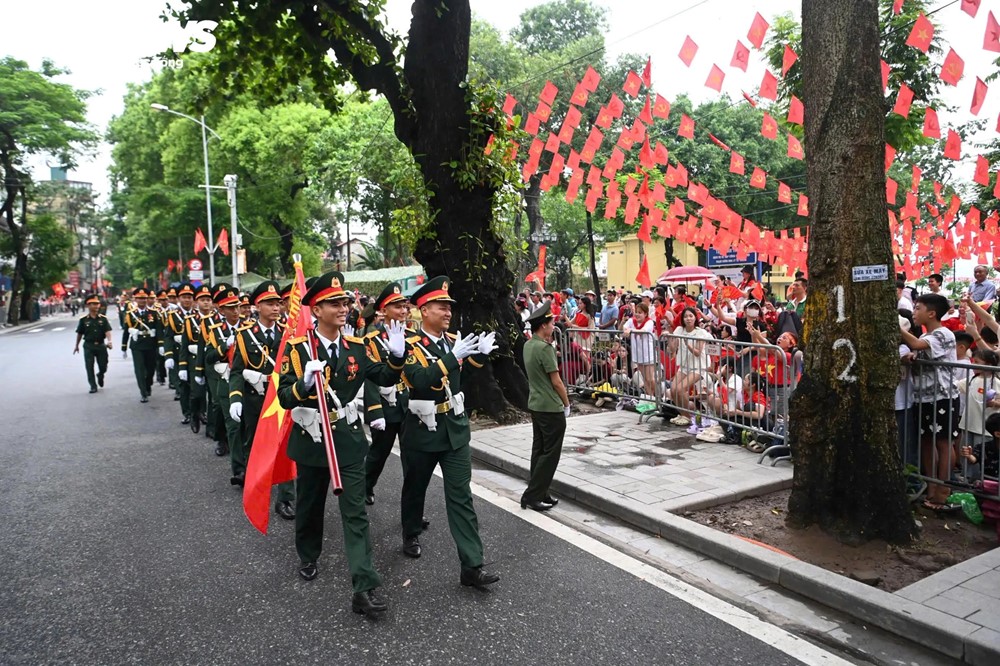 Trực tiếp: Sơ duyệt cấp Nhà nước diễu binh, diễu hành kỷ niệm 80 năm Quốc khánh - ảnh 35