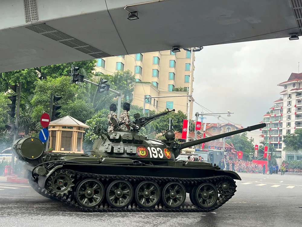 Trực tiếp: Sơ duyệt cấp Nhà nước diễu binh, diễu hành kỷ niệm 80 năm Quốc khánh - ảnh 29