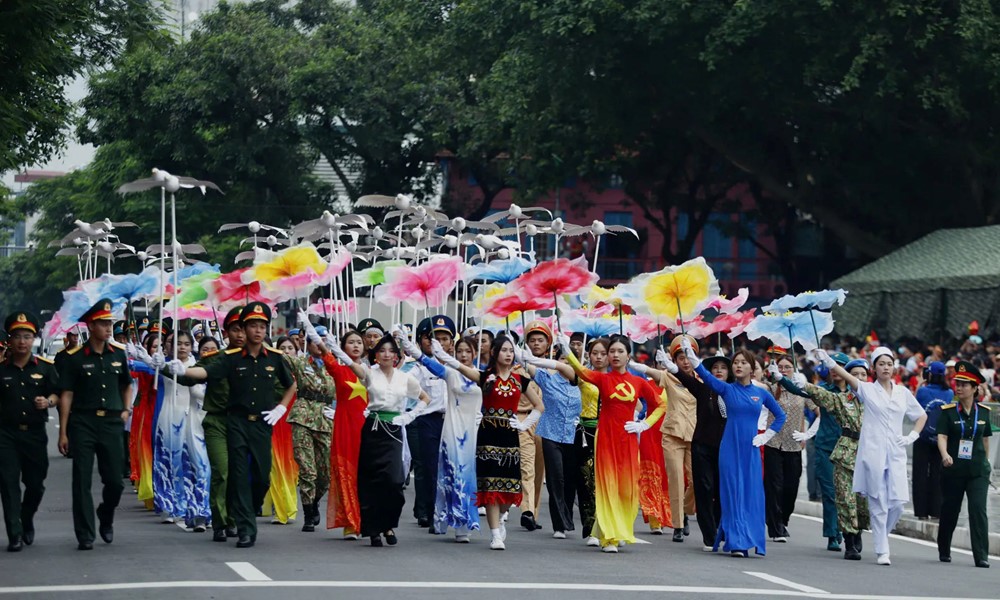 Trực tiếp: Sơ duyệt cấp Nhà nước diễu binh, diễu hành kỷ niệm 80 năm Quốc khánh - ảnh 24