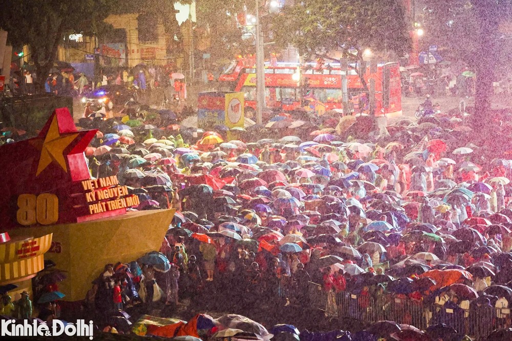 Trực tiếp: Tổng duyệt lễ diễu binh, diễu hành kỷ niệm 80 năm Quốc khánh 2/9 - ảnh 3