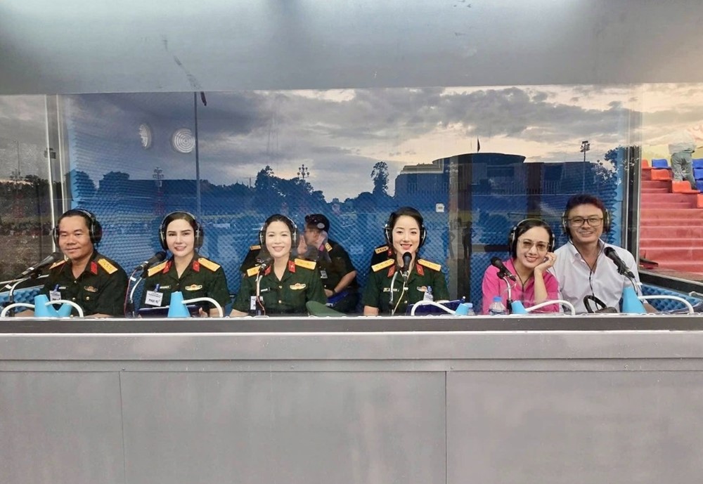 Tổ thuyết minh diễu binh, diễu hành Quốc khánh 2/9/2025: Cầu nối đưa hào khí Đại lễ A80 đến triệu trái tim Việt Nam - ảnh 1