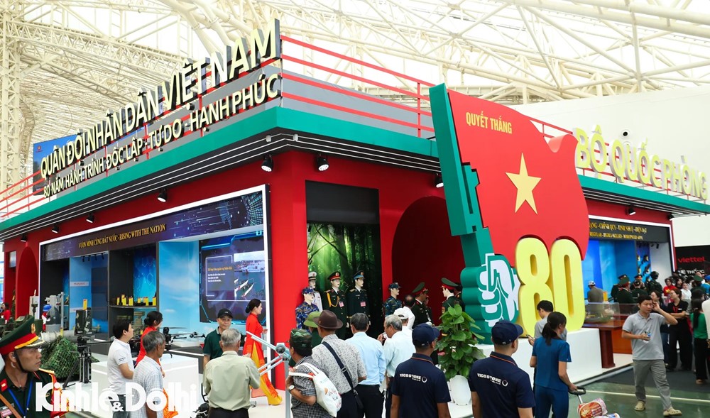 Hàng trăm hoạt động hấp dẫn, triển lãm thành tựu đất nước thu hút gần 4 triệu lượt khách trong 6 ngày đầu - ảnh 1