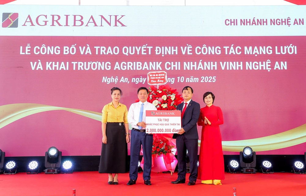 Agribank ủng hộ 5 tỷ đồng giúp Nghệ An vượt qua thiệt hại sau bão số 10 - ảnh 3