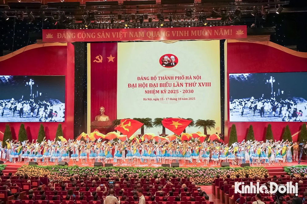Toàn cảnh phiên khai mạc Đại hội đại biểu Đảng bộ Thành phố Hà Nội lần thứ XVIII, nhiệm kỳ 2025-2030 - ảnh 1