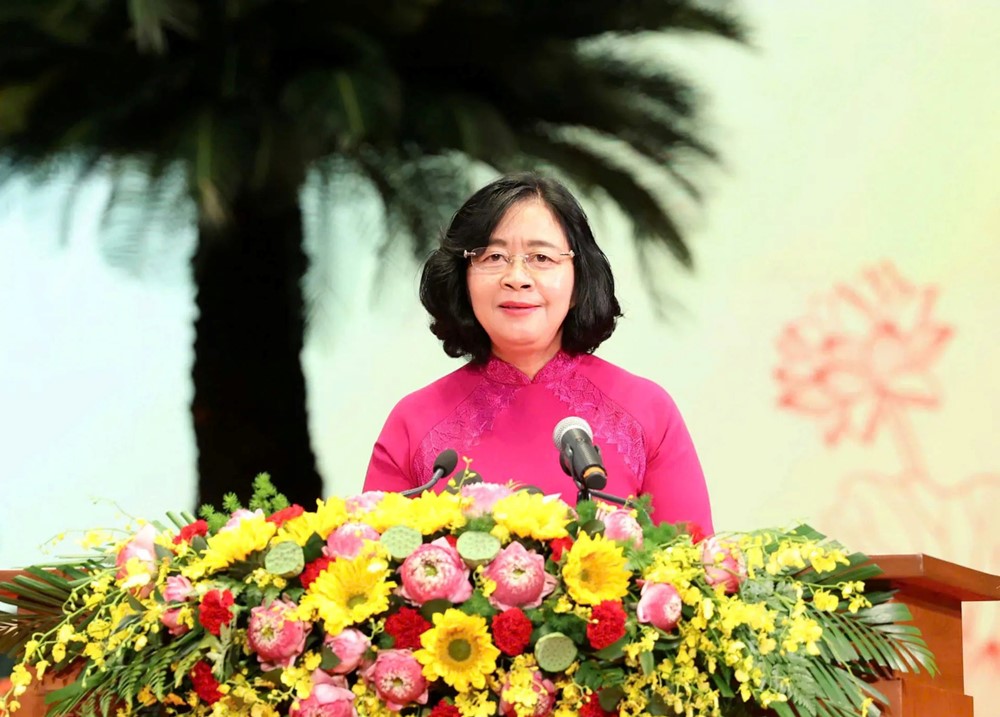 Đồng chí Bùi Thị Minh Hoài tiếp tục giữ chức Bí thư Thành ủy Hà Nội khóa XVIII - ảnh 1