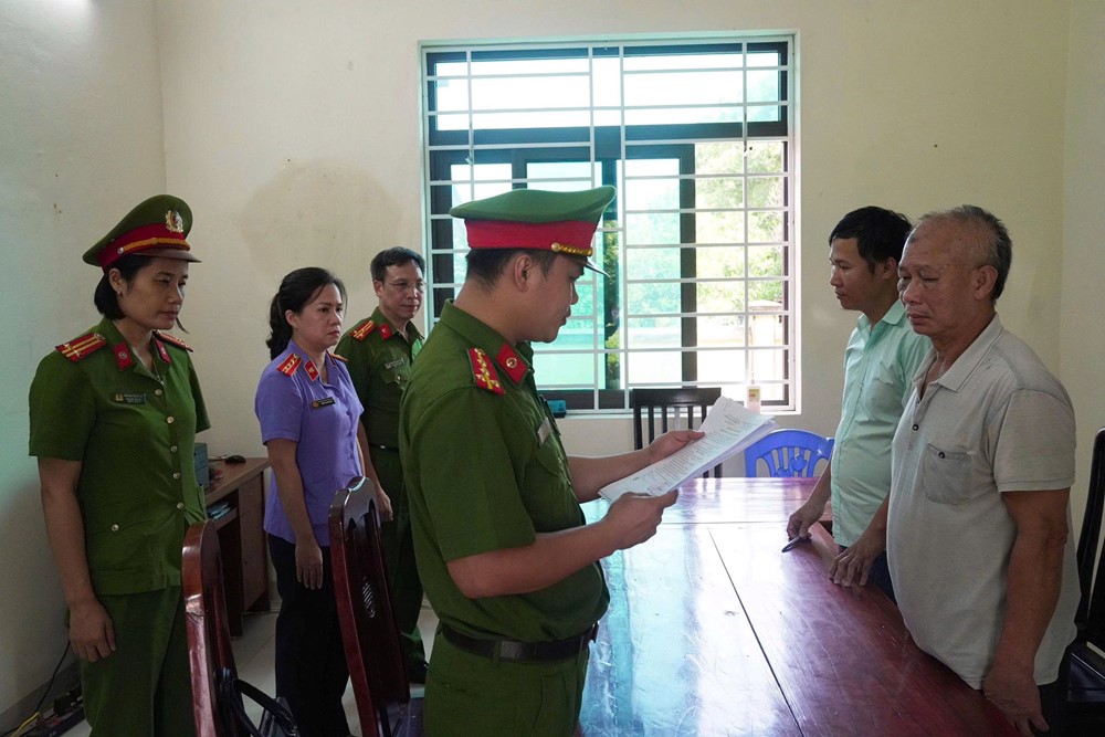 Phú Thọ: Phát hiện gần 38 tấn lợn chết bởi dịch tả lợn Châu Phi chuẩn bị tuồn ra thị trường - ảnh 1