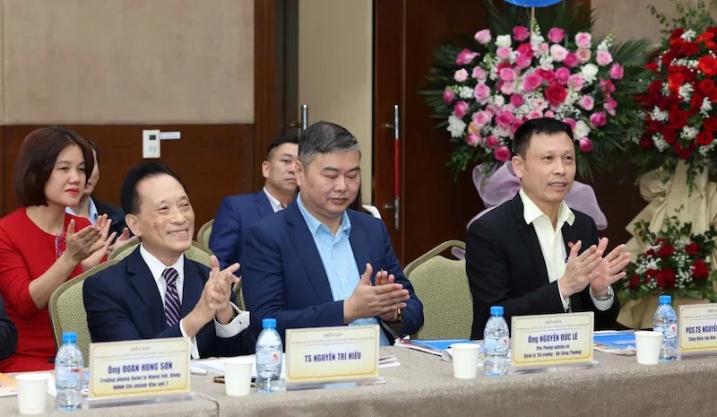 Từng bước ổn định thị trường vàng - ảnh 1