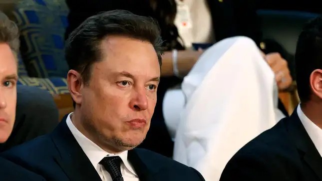 Elon Musk thách Mark Zuckerberg lên võ đài, khẳng định sẵn sàng đấu ở ‘bất kỳ đâu, bất kỳ lúc nào” - ảnh 1