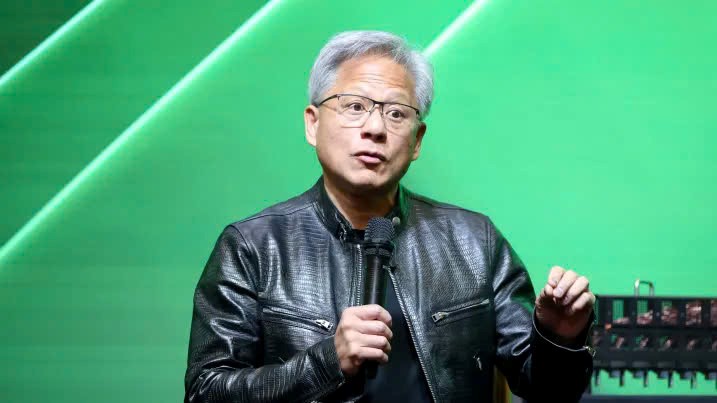 Nvidia tiếp tục ‘thống trị’  thị trường chip AI: Doanh thu tăng 122%, dự kiến ​​thu về hàng tỷ USD từ chip Blackwell - ảnh 1