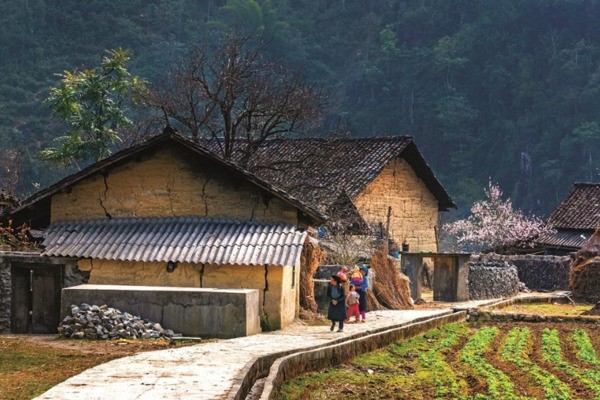 Việt Nam có ‘làng địa ngục’ trên mây đẹp hút hồn từng là bối cảnh trong bộ phim truyền hình đình đám, cách Hà Nội gần 400km - ảnh 7