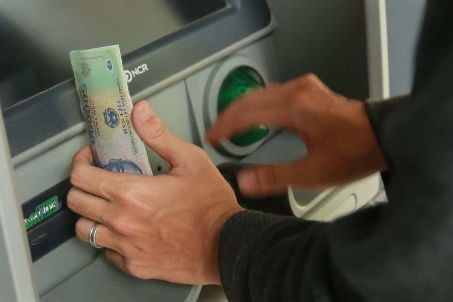 Hơn 30 năm trước, một Tiến sĩ gốc Việt ‘thay da đổi thịt’ chiếc máy 'ăn' tiền ATM, góp phần tạo nên cuộc cách mạng chấn động ngành ngân hàng thế giới - ảnh 2