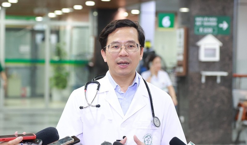 Phó Giám đốc Bệnh viện Bạch Mai khuyên người dân nên đi khám vào ngày rằm, mùng 1, những ngày Tam nương, Nguyệt kỵ - ảnh 1