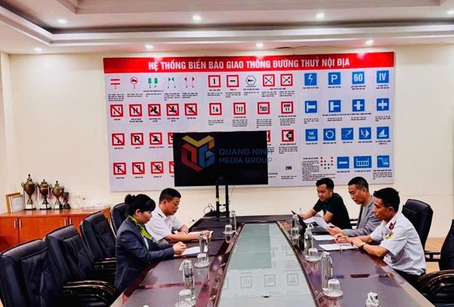 Tàu du lịch hoạt động tại Hạ Long phải trả lại tiền cho khách khi cung cấp dịch vụ kiểu ‘treo đầu dê bán thịt chó’ - ảnh 1