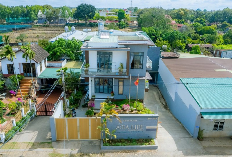 Đề nghị xử phạt 224 triệu đồng công ty sản xuất kẹo Kera liên quan đến Quang Linh Vlogs và Hằng Du Mục do có 4 hành vi vi phạm hành chính - ảnh 1