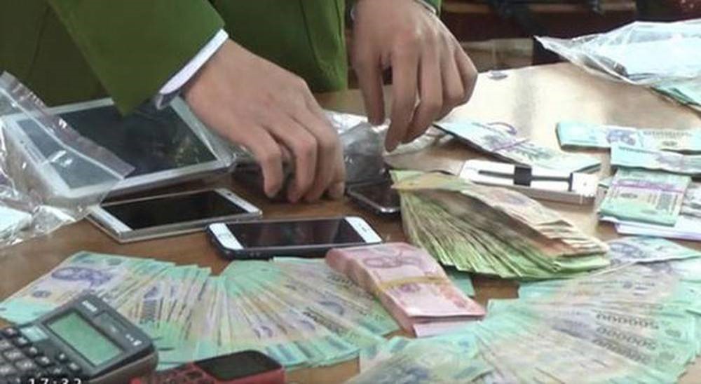 Công an kêu gọi ai từng chuyển tiền cho Đỗ Thị Thu khẩn trương liên hệ qua số điện thoại 0993.354.354 - ảnh 1