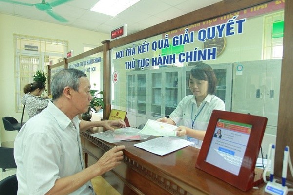 TP Hà Nội tạm dừng giải quyết một số thủ tục hành chính đến khi có hướng dẫn mới - ảnh 1