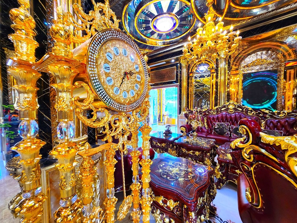 Lâu đài 70 tỷ đồng của ‘đại gia đồng nát’, huy động hàng trăm người để xây dựng: Giá trị sau khi được dát vàng, hoàn thiện chạm ngưỡng trăm tỷ! - ảnh 5