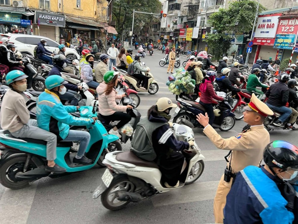 Từ ngày 20/4, Hà Nội tiến hành điều chỉnh giao thông tại hàng loạt tuyến phố trung tâm, người dân đặc biệt lưu ý - ảnh 1