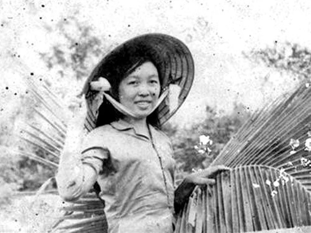 Nữ Anh hùng, liệt sĩ được đặt tên cho xã mới của Quảng Ngãi sau sáp nhập: Bố là bác sĩ, mẹ giảng viên, tình nguyện xung phong chiến đấu, hy sinh khi chưa tròn 28 tuổi - ảnh 1