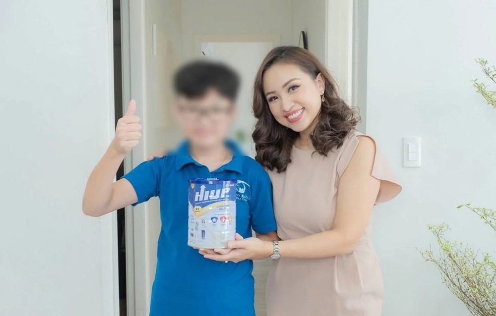 Chuyên gia văn hóa: Lợi nhuận 'khủng' từ các hợp đồng quảng cáo tạo thành một sức hấp dẫn khó chối từ đối với những người có tầm ảnh hưởng - ảnh 3