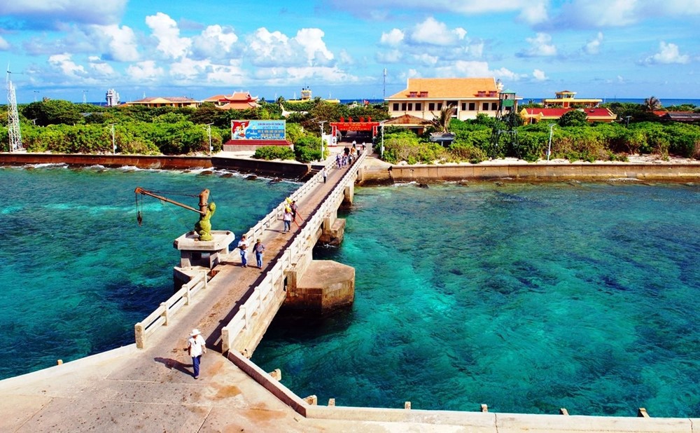 Huyện đảo xa nhất Việt Nam sẽ trở thành đặc khu: Trải rộng trên vùng biển khoảng 180.000km², mảnh đất tiền tiêu thiêng liêng của Tổ quốc - ảnh 1