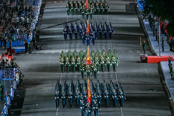 Công trình đồ sộ có chi phí xây dựng lên đến 150.000 lượng vàng do người Việt tự thiết kế, nơi sẽ chứng kiến cuộc diễu binh hơn 13.000 người đẹp nhất dịp 30/4 - ảnh 8