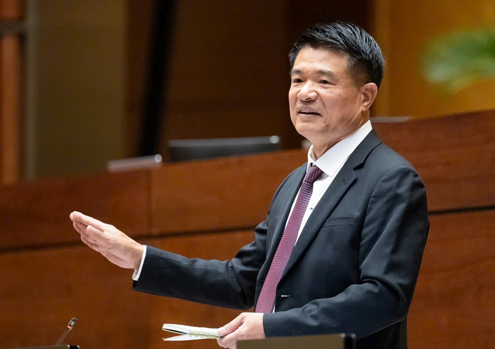 Viện trưởng Viện KSND Tối cao đưa vụ Quang Linh Vlogs và Tập đoàn Chị Em Rọt vào nội dung báo cáo gửi Quốc hội - ảnh 1