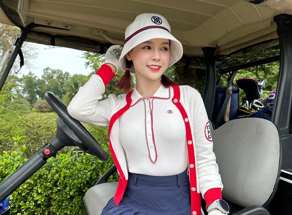 Hotgirl đình đám của showbiz Việt có bố nuôi là Thiếu tướng quân đội: 16 tuổi bắt đầu kinh doanh, 35 tuổi sở hữu khối tài sản hàng triệu đô, bất động sản, bộ sưu tập đồ hiệu không đếm xuể - ảnh 1