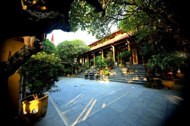 Ngôi chùa hơn 500 tuổi được mệnh danh là cổ tự linh thiêng nhất Thủ đô, tọa lạc giữa trung tâm phố cổ, được chọn làm nơi cung nghinh xá lợi Đức Phật ở Hà Nội - ảnh 3