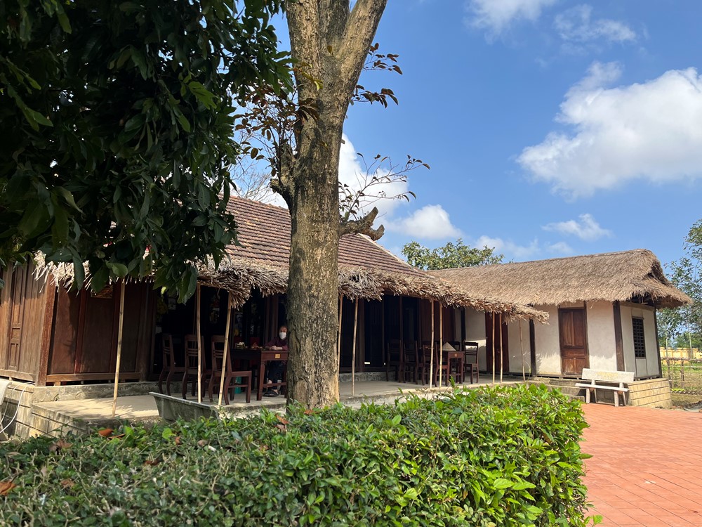 Căn nhà tuổi thơ của vị Đại tướng huyền thoại trong lịch sử hiện đại đánh bại 4 quốc gia trên thế giới, từng bị giặc Pháp đốt cháy hoàn toàn - ảnh 1