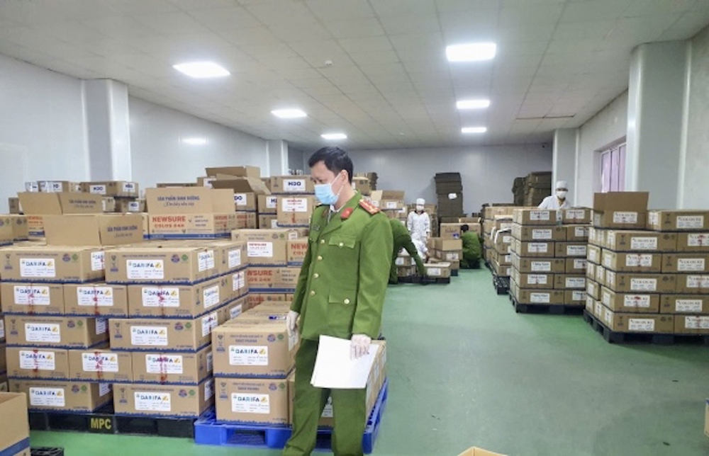 Thủ tướng: Có sự buông lỏng, thiếu trách nhiệm trong việc tràn lan sữa giả, thuốc giả, yêu cầu kiểm điểm nghiêm khắc - ảnh 2