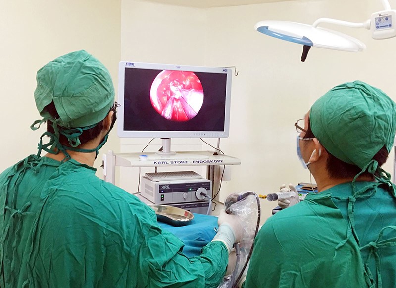 Chưa từng có tiền lệ: Bệnh viện điều trị ung thư lớn nhất Việt Nam điều trị thành công ung thư phụ khoa bằng phương pháp nội soi - ảnh 2