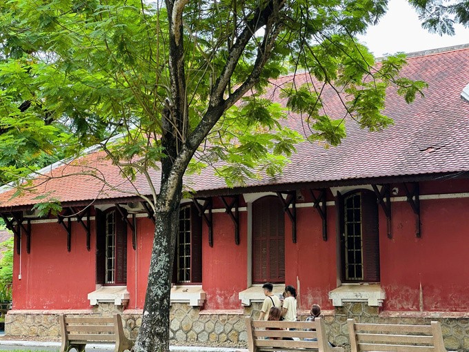 Ngôi trường chuyên Chủ tịch Hồ Chí Minh từng theo học: Trường học duy nhất Việt Nam được xếp hạng Di tích Quốc gia đặc biệt, đào tạo hàng loạt Tiến sĩ, 'thần đồng' - ảnh 4