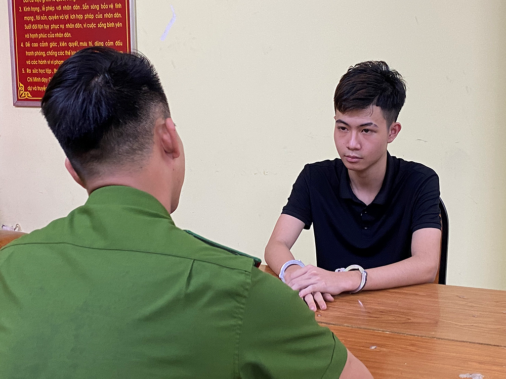 Bắt khẩn cấp Trần Gia Huy - ảnh 2