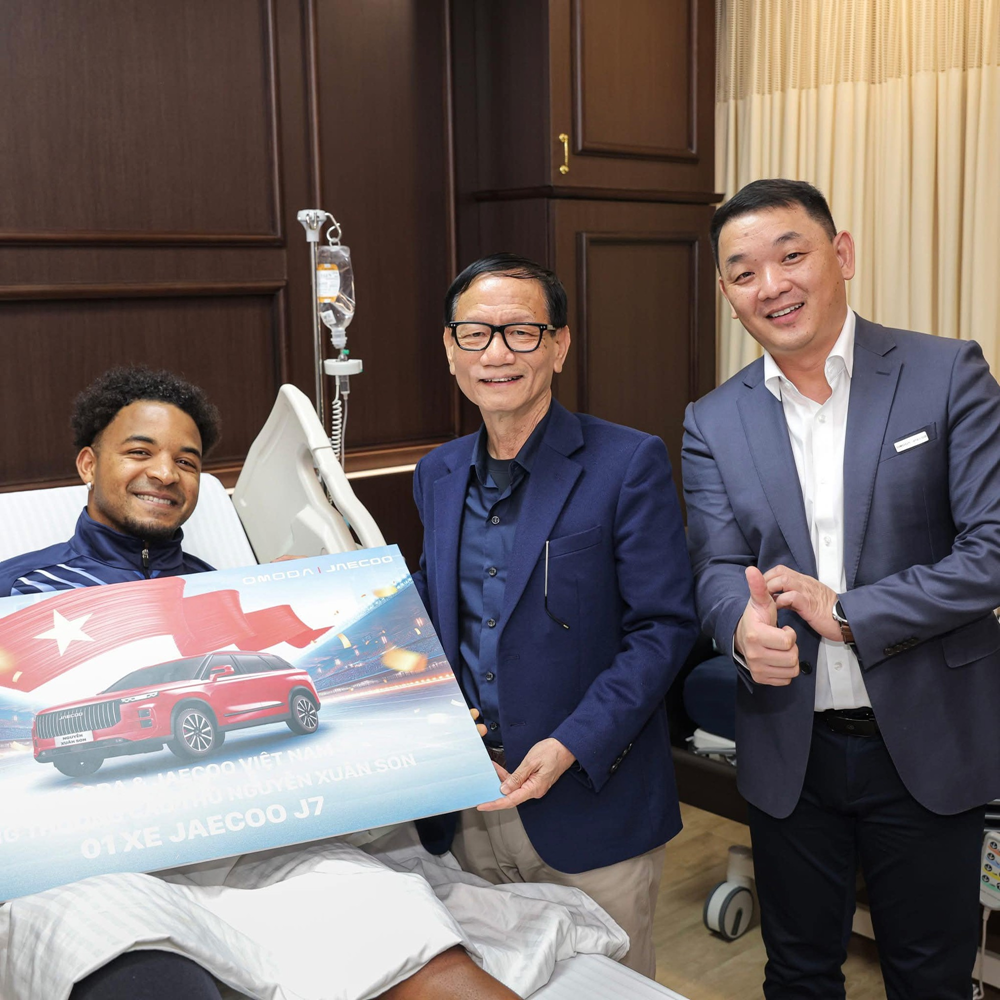 Đại gia U70 tham gia đối thoại với Thủ tướng tại Nhà Quốc hội: Chủ tịch tập đoàn đa ngành nghìn tỷ, được tặng Huân chương Lao động hạng Nhất - ảnh 4