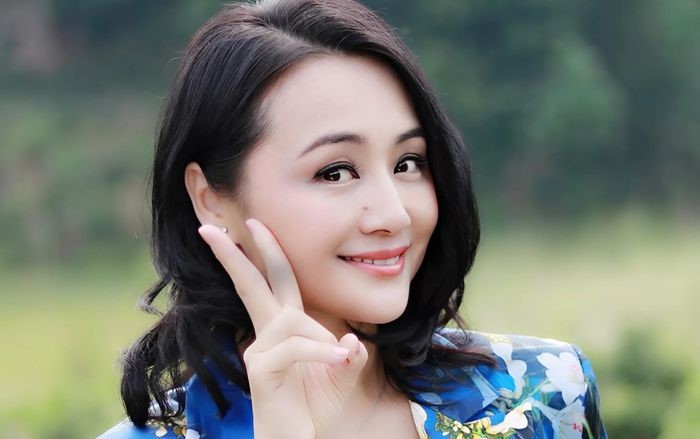 ‘Nữ thần tuổi thơ’ từng kiếm hàng nghìn tỷ đồng nhờ livestream tuyên bố mắc ung thư, khóc nức nở trên sóng trực tiếp - ảnh 2